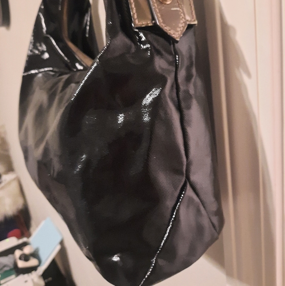 AUTH GUCCI BLACK PATENT LEATHER MEDIUM HORSEBIT HOBO HANDBAG EUC - Picture 9 of 16